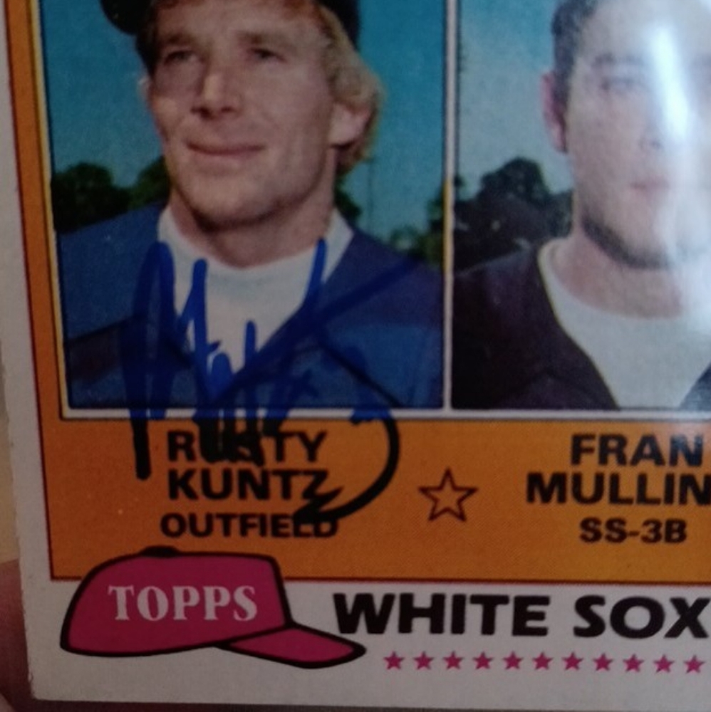 1981 Rusty Kunts autograph baseball card